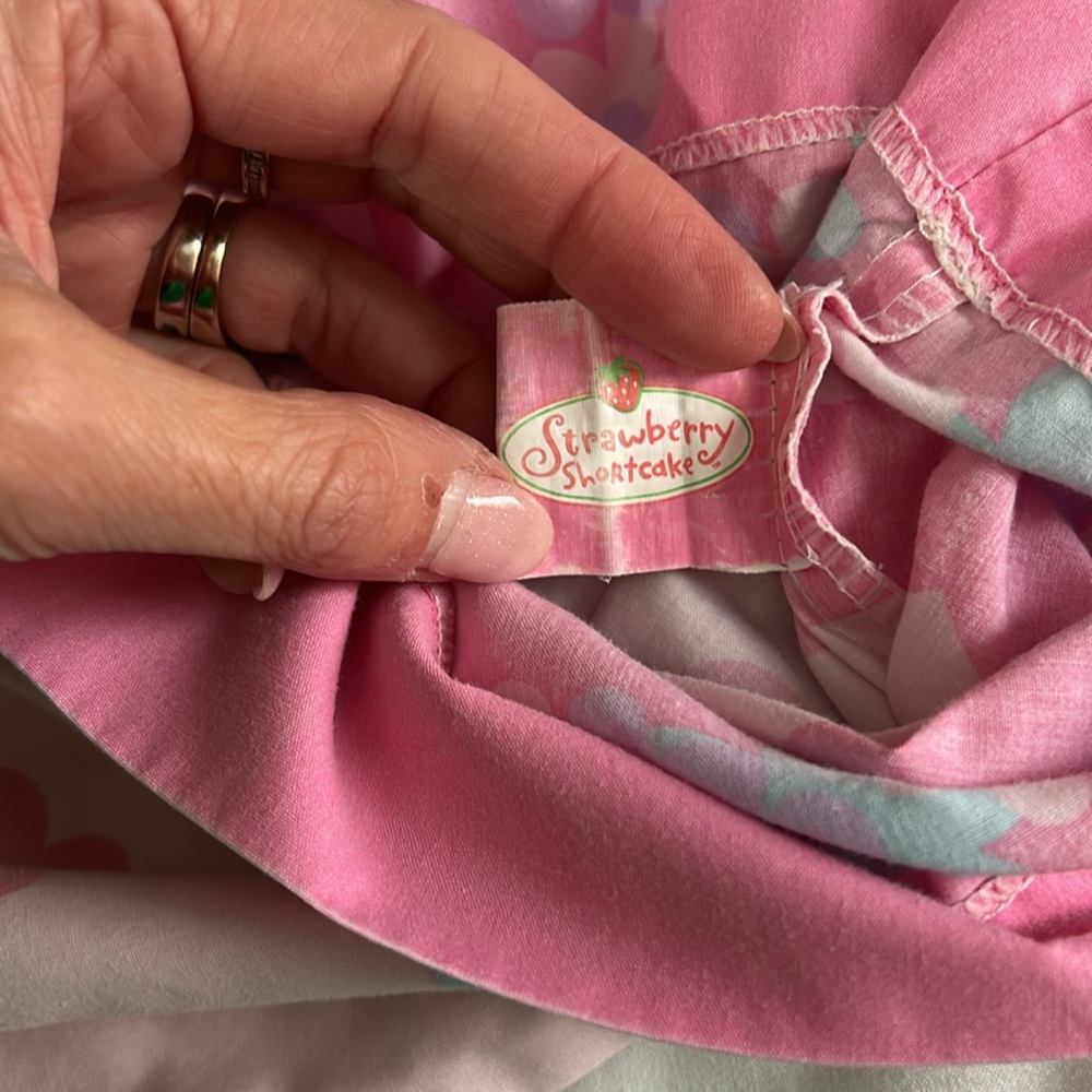 🍓🍰Vintage Strawberry shortcake crib/toddler sheet set - Picture 5 of 15